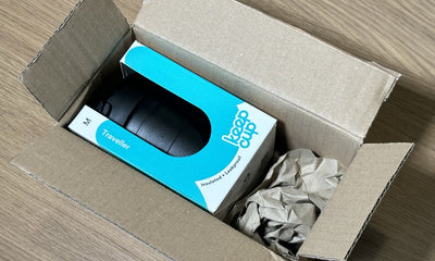 Preteká alebo nepreteká? KeepCup Traveller sme naplnili kávou a poslali kuriérom