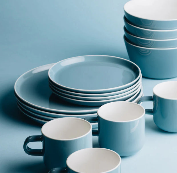Acme & Co Roman Plates, taniere